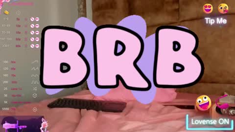 Snapshot of valeria_rivera1 chatting on 02/15/25, 06:44 Costume lover online show from 02/15/25, 06:44