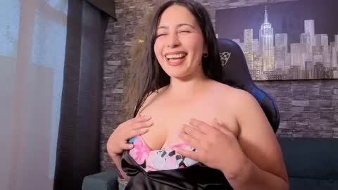 valeria_vg online show from 04/27/26, 11:41