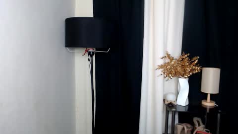 valeriacruise online show from 04/02/26, 11:02