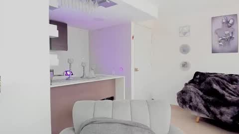 Snapshot of valeriadollks chatting on 10/19/25, 05:35 valeriadollks online show from 10/19/25, 05:35