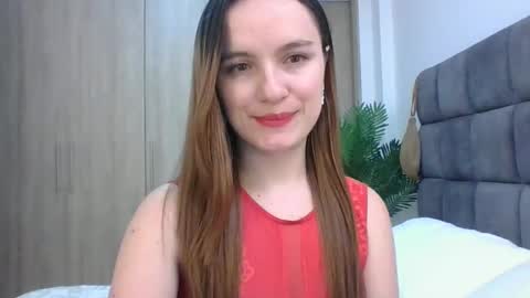 valeriafrannco online show from 02/15/25, 09:59