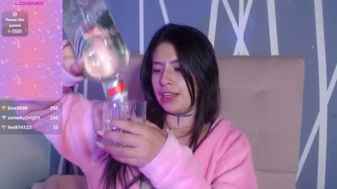 Valeria rodriguez online show from 12/26/24, 10:52