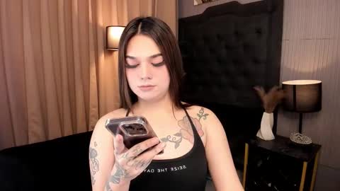 Valeria online show from 10/13/25, 11:21