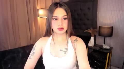 Valeria online show from 11/13/25, 10:58