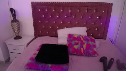 Snapshot of valeriamontex chatting on 11/01/25, 09:33 VALERIA online show from 11/01/25, 09:33