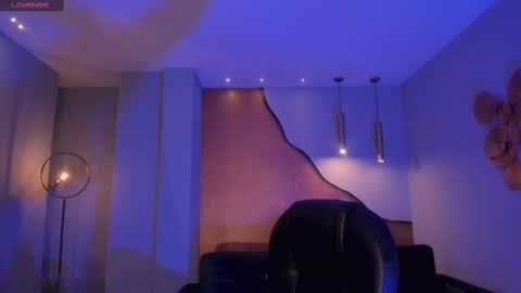 Valeria online show from 03/11/25, 09:56