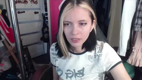 ValeriaXKiss online show from 02/23/25, 09:11