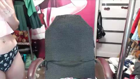 ValeriaXKiss online show from 12/22/25, 09:34