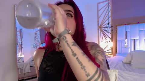 Snapshot of valerie__miller_ chatting on 11/23/25, 08:08 Valerie online show from 11/23/25, 08:08