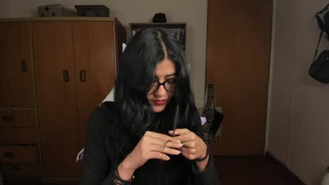 Snapshot of valerie__sky chatting on 01/21/25, 02:54 Val online show from 01/21/25, 02:54