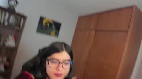 Snapshot of valerie__sky chatting on 12/15/25, 01:26 Val online show from 12/15/25, 01:26