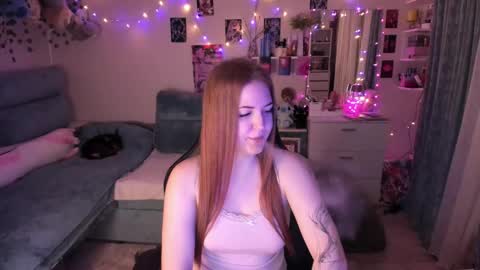 Lera online show from 10/13/25, 04:51