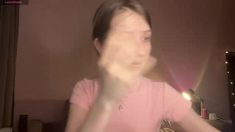 Kristi moony online show from 04/26/26, 07:22