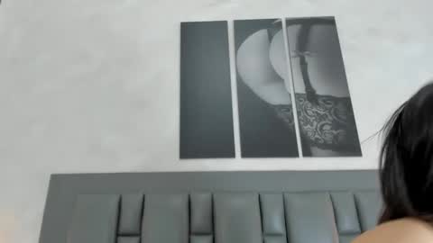 Snapshot of valerie_rouse chatting on 03/08/25, 12:11 Valerie online show from 03/08/25, 12:11