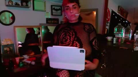 Valerie Virago online show from 11/03/25, 06:25