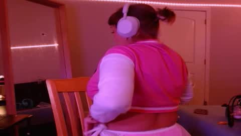 Valerie Virago online show from 02/06/26, 08:40