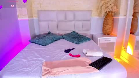 Snapshot of valeriekhaleesi chatting on 02/16/26, 10:06 valeriekhaleesi online show from 02/16/26, 10:06