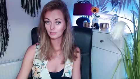 Valerie  online show from 12/02/24, 01:35