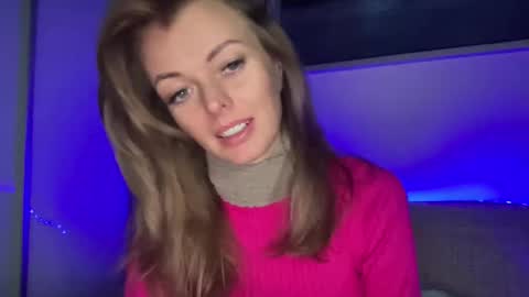 Valerie  online show from 12/15/24, 09:31