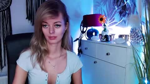 Valerie  online show from 02/27/25, 10:59