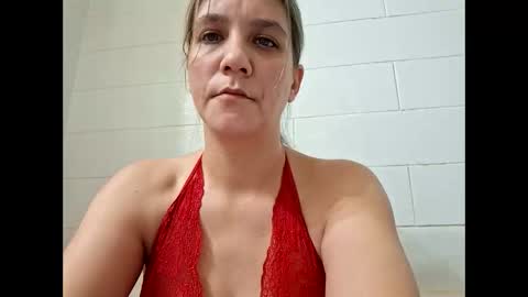 Snapshot of valerierayne13 chatting on 03/22/26, 05:33 ValerieRayne online show from 03/22/26, 05:33