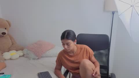 Juli C online show from 10/23/25, 12:54