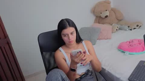 Juli C online show from 03/27/26, 01:55