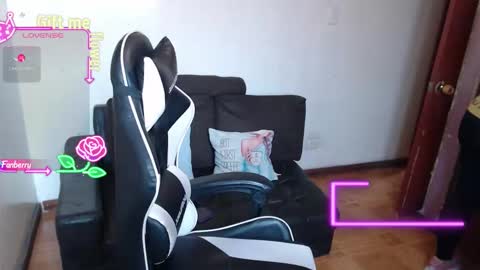 ValeriaMayerss online show from 03/17/26, 10:24