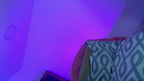 valerin_foxts online show from 05/16/26, 10:36