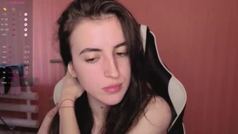 Snapshot of valeritiio chatting on 09/20/25, 05:19 valeritiio online show from 09/20/25, 05:19