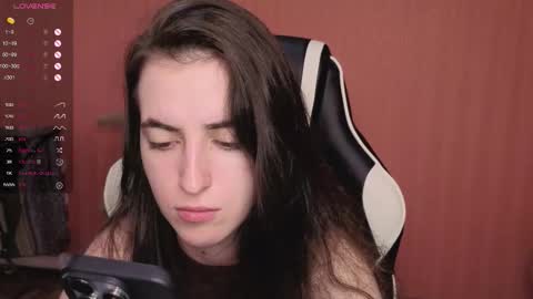 Snapshot of valeritiio chatting on 09/28/25, 02:50 valeritiio online show from 09/28/25, 02:50