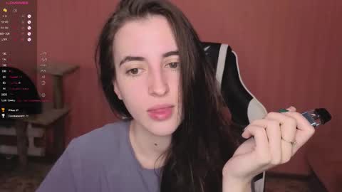 Snapshot of valeritiio chatting on 11/13/25, 05:17 valeritiio online show from 11/13/25, 05:17