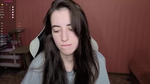 Snapshot of valeritiio chatting on 12/03/25, 04:53 valeritiio online show from 12/03/25, 04:53