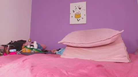 Valeryn online show from 02/04/25, 06:14