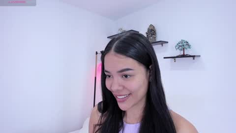 Snapshot of valery__nova chatting on 12/09/24, 03:22 Cris online show from 12/09/24, 03:22