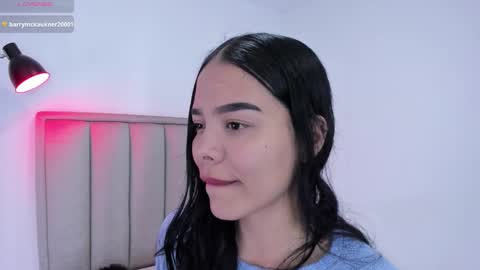 Snapshot of valery__nova chatting on 10/23/25, 02:55 Cris online show from 10/23/25, 02:55