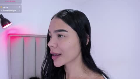 Snapshot of valery__nova chatting on 10/25/25, 02:52 Cris online show from 10/25/25, 02:52