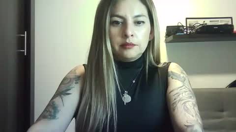 Snapshot of valery__rouse_ chatting on 05/03/26, 05:13 Valery online show from 05/03/26, 05:13