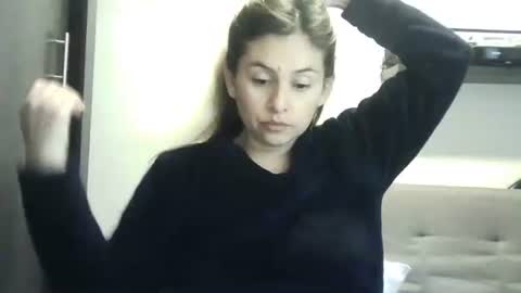 Snapshot of valery__rouse_ chatting on 05/03/26, 08:59 Valery online show from 05/03/26, 08:59
