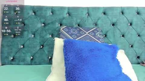 Snapshot of valery_adams13 chatting on 09/19/25, 12:06 valery_adams13 online show from 09/19/25, 12:06