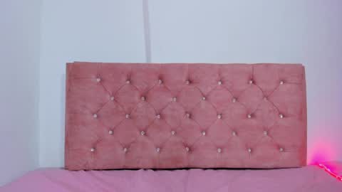 valery_adams13 online show from 04/11/26, 10:52