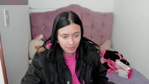 valery_bonnet1 online show from 10/20/25, 11:32