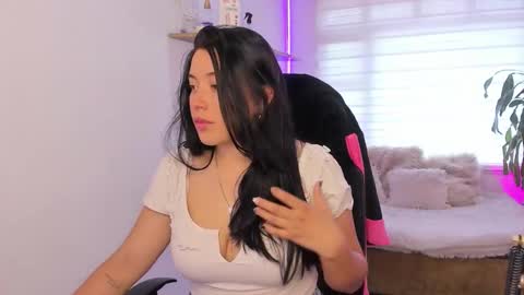 valery_bonnet1 online show from 10/23/25, 07:12