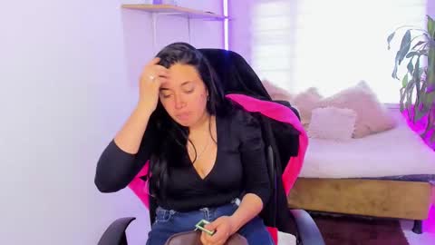 valery_bonnet1 online show from 10/27/25, 07:07