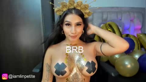 Snapshot of valery_dupont chatting on 02/10/25, 05:03 Valery Lin Dupont online show from 02/10/25, 05:03