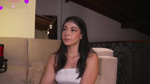 Snapshot of valery_ferreyraa chatting on 09/17/25, 12:12 Valeria online show from 09/17/25, 12:12