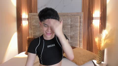 Snapshot of valery_hil chatting on 12/31/24, 08:45 Thomy online show from 12/31/24, 08:45