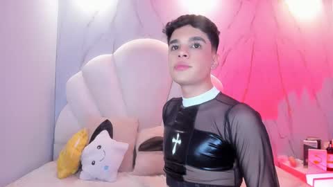 Snapshot of valery_hil chatting on 01/26/25, 02:14 Thomy online show from 01/26/25, 02:14