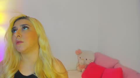 Snapshot of valery_kils chatting on 09/11/25, 12:00 VALERY online show from 09/11/25, 12:00