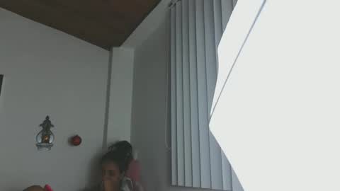 valery_lovex_ online show from 12/21/25, 11:01